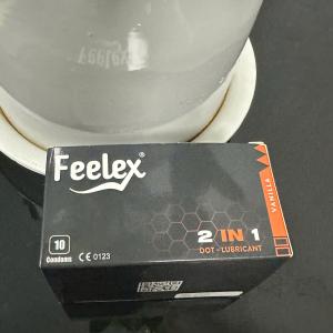 Bao cao su gân gai Feelex 2in1 nhiều Gel – Hộp 10 cái