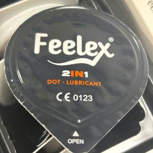 Bao cao su gân gai Feelex 2in1 nhiều Gel – Hộp 10 cái