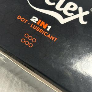 Bao cao su gân gai Feelex 2in1 nhiều Gel – Hộp 10 cái