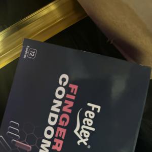 Bao cao su ngón tay Feelex Finger Condom - Hộp 12 cái