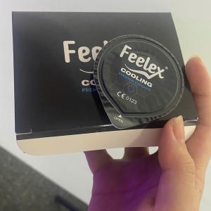 Bao cao su siêu mỏng Feelex Cooling nhiều gel mát lạnh - Hộp 10 cái - Cao cấp 2024